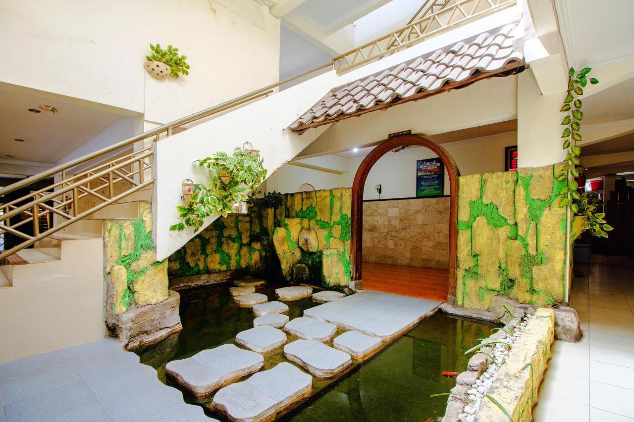 Oyo 1683 Hotel Musafira Syariah Yogyakarta Exteriér fotografie