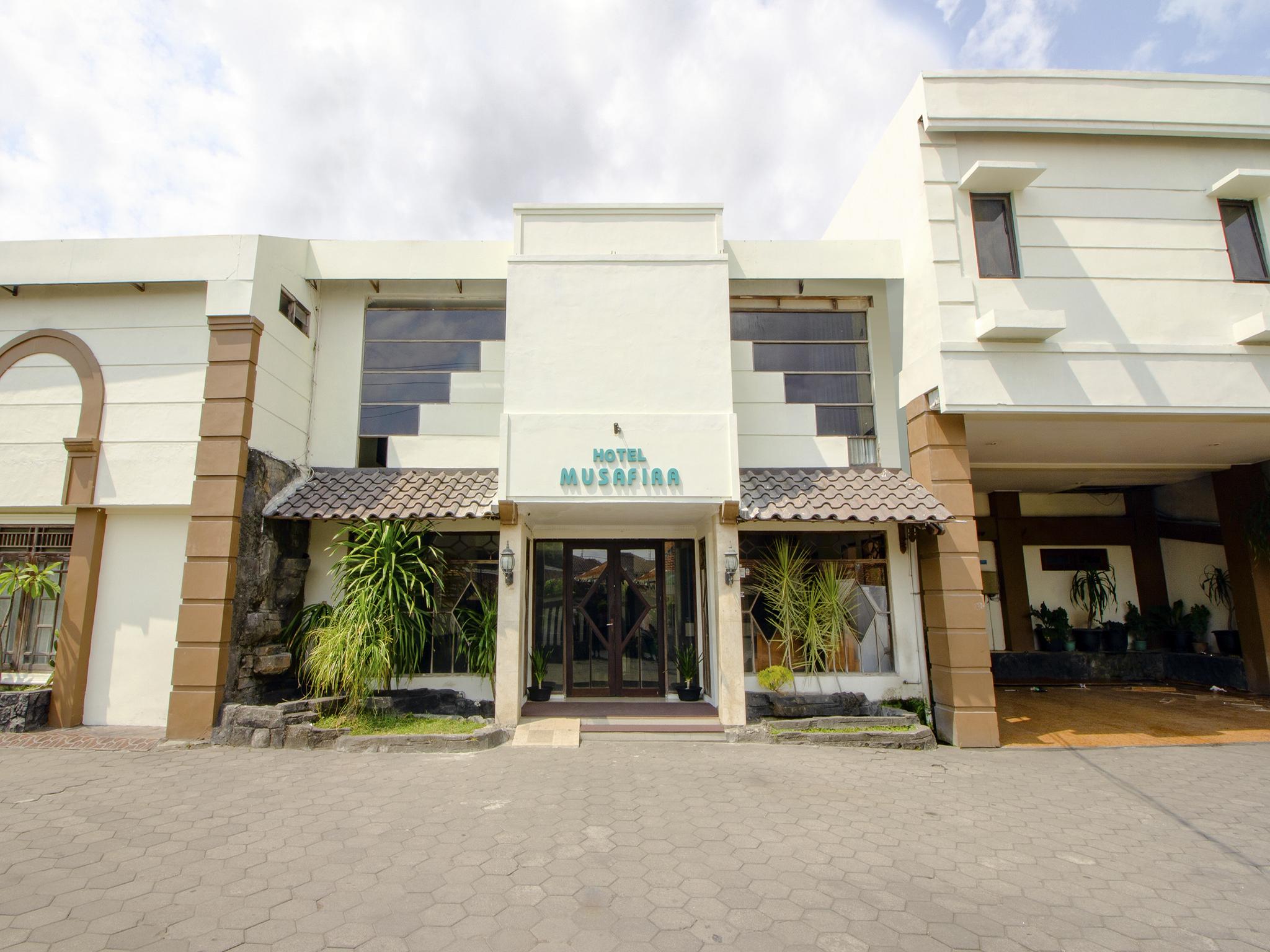 Oyo 1683 Hotel Musafira Syariah Yogyakarta Exteriér fotografie